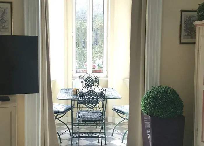 Отель типа "постель и завтрак" Paola A Trastevere 4*