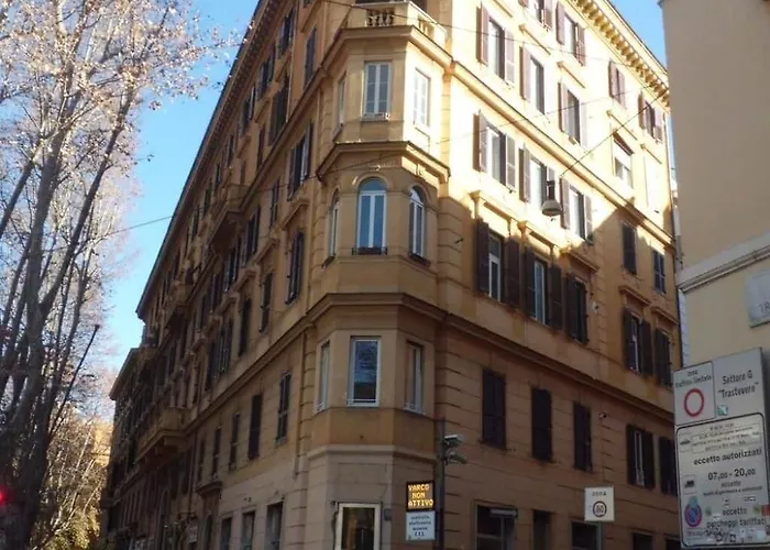 Frühstückspension Paola A Trastevere 4*